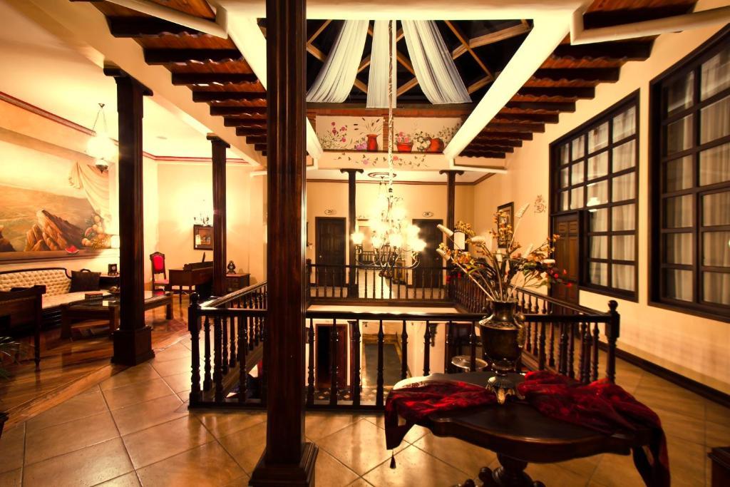 San Juan Hotel Куенка Екстериор снимка